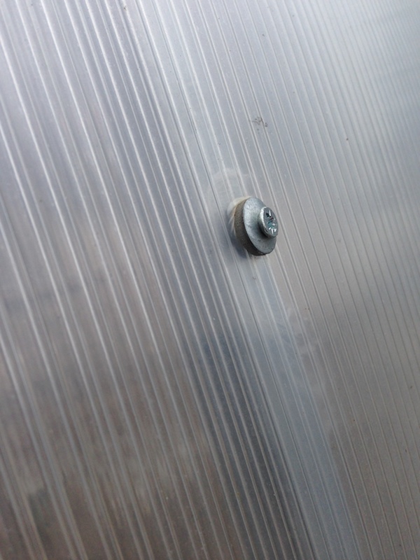 теплица слава крепление поликарбоната